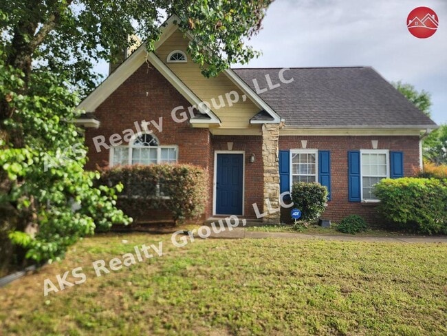 2460 Mountain Dr