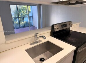 4535 Treehouse Ln in Tamarac, FL - Building Photo - Building Photo