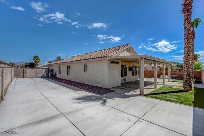 property at 7917 Quill Gordon Ave