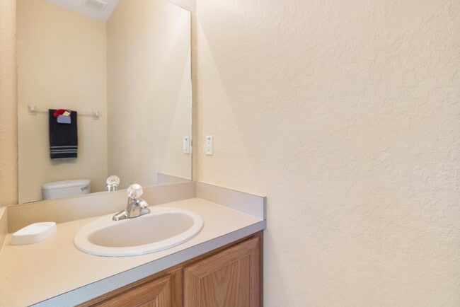 2705 Roadster Ln in Kissimmee, FL - Building Photo - Building Photo