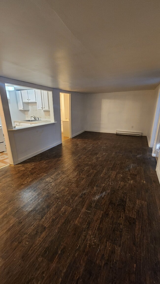 44 Highland Ave, Unit Upper in Brocton, NY - Building Photo - Building Photo