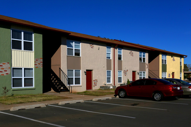 Brickell II in Oklahoma City, OK - Building Photo - Building Photo