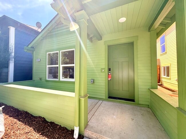 property at 3640 6th Ave