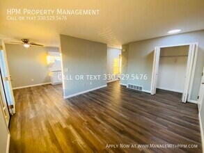 2531 Zircon St NE in Canton, OH - Building Photo - Building Photo