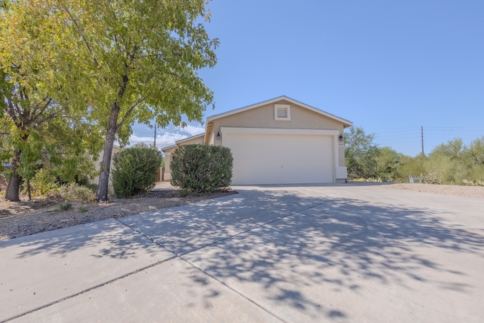 18660 S Corte Del Vallecito in Sahuarita, AZ - Building Photo