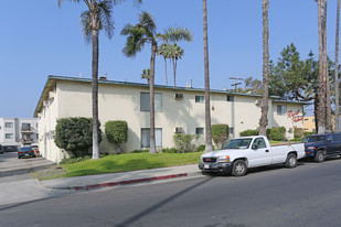 Royal Palms Apartments