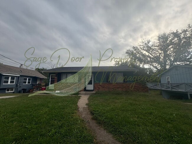 property at 2823-2825 N 46th St
