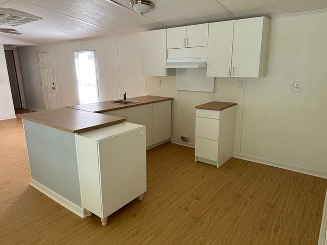 property at 5105 Estate Dr
