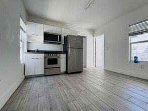 7910 Abbott Ave in Miami Beach, FL - Building Photo - Building Photo