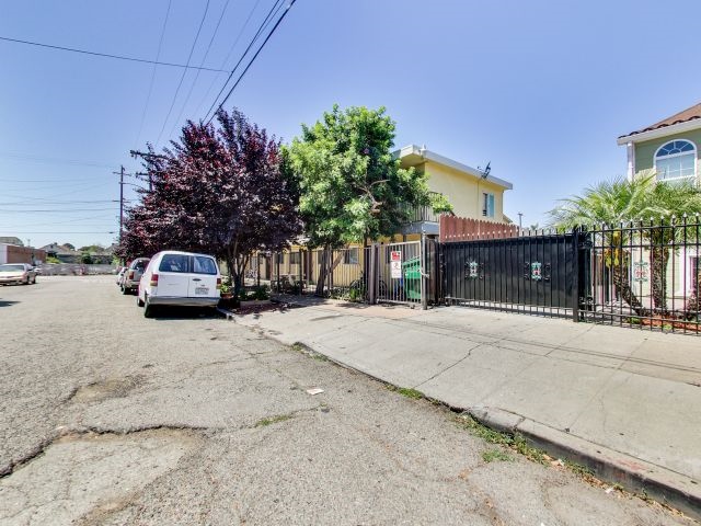 2011 Rutherford St in Oakland, CA - Building Photo - Building Photo