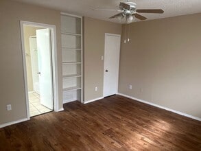 9721 Copper Creek Dr in Austin, TX - Building Photo - Building Photo