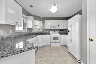 740 Saltair Ln in Mary Esther, FL - Building Photo - Building Photo