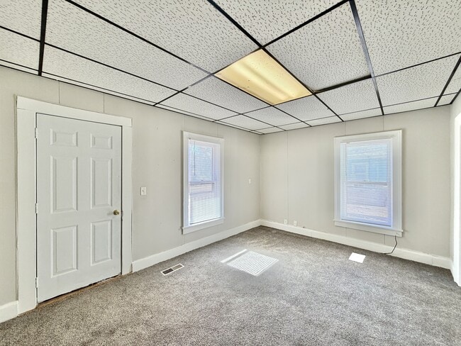 757 W Grand Ave in Beloit, WI - Building Photo - Building Photo