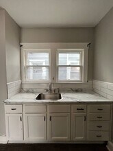 3889 W 33rd St in Cleveland, OH - Building Photo - Building Photo