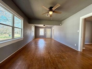 520 W Wallace St in Shawnee, OK - Building Photo - Building Photo