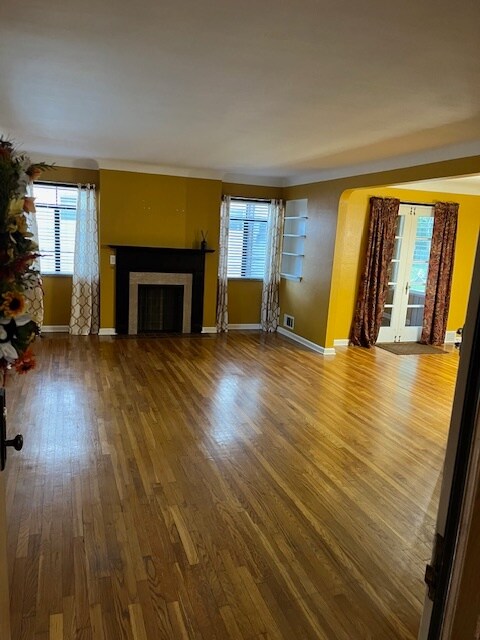 2121 Brookdale Rd in Toledo, OH - Building Photo