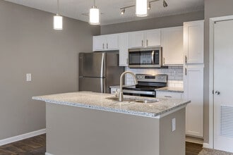 Avenue at Harbison in Columbia, SC - Foto de edificio - Building Photo