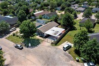 9835 Shive Dr photo'