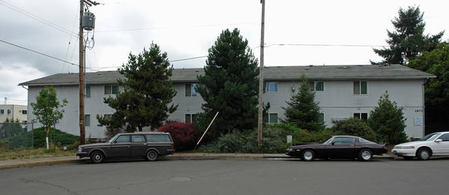 Spiller Apartments in Springfield, OR - Foto de edificio - Building Photo