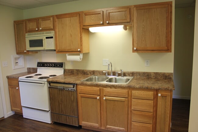 156 May Ave, Unit Apt 3