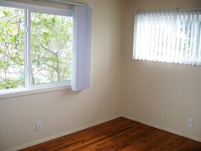 826-832 Felspar St, Unit 830 in San Diego, CA - Building Photo - Building Photo