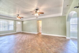 112 Jamestown Dr in Ormond Beach, FL - Building Photo - Building Photo