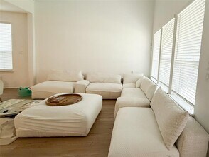 253 Inlet Ln in Leander, TX - Building Photo - Building Photo