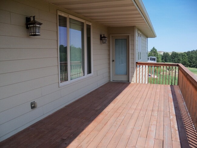 7141 Prestwick Rd in Rapid City, SD - Building Photo - Building Photo
