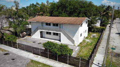 6863 NW 2nd Ave in Miami, FL - Building Photo - Primary Photo