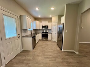 6600 Leightyn Ln in Fort Smith, AR - Building Photo - Building Photo