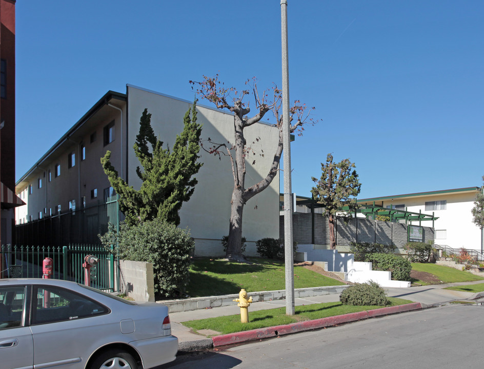 Madison Park Apartments in Torrance, CA - Building Photo