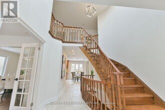 225 Regent St in Richmond Hill, ON - Building Photo - Building Photo