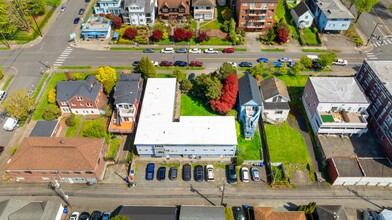 Rucker Court Apartments in Everett, WA - Foto de edificio - Building Photo