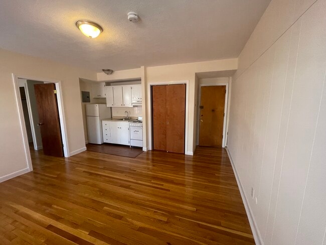 173 Beacon St, Unit 1