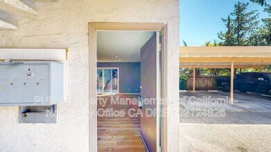 2306 Heidi Pl in Santa Rosa, CA - Foto de edificio - Building Photo