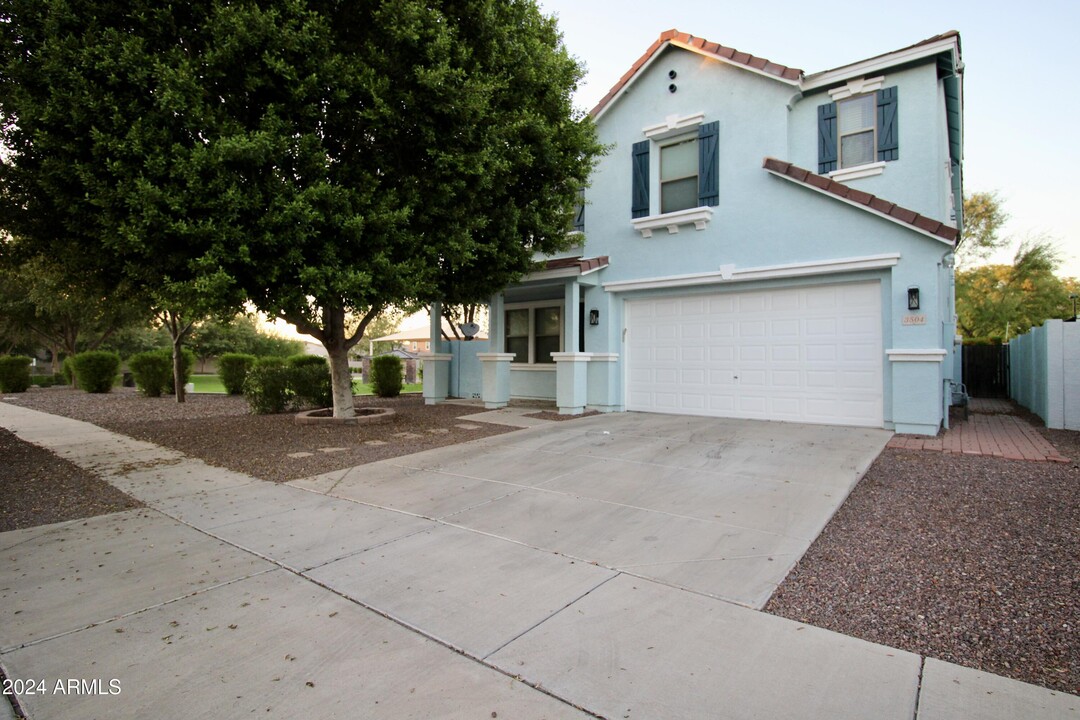 3504 E Melody Ln in Gilbert, AZ - Foto de edificio