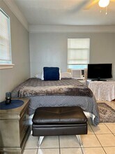 3126 Webster St in Houston, TX - Building Photo - Building Photo