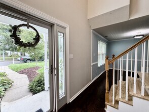 1733 Bernstein Dr in Virginia Beach, VA - Building Photo - Building Photo