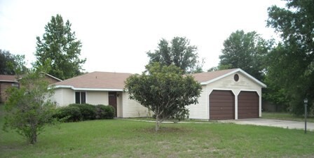 76 Sapphire Rd in Ocala, FL - Building Photo