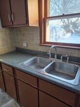 8610 Rosewood Ave in Cleveland, OH - Building Photo - Building Photo