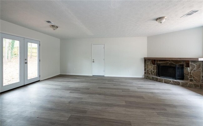 9250 Woodgreen Way in Jonesboro, GA - Building Photo - Building Photo