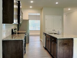 3205 Emerald Ridge Ct in Raleigh, NC - Building Photo - Building Photo