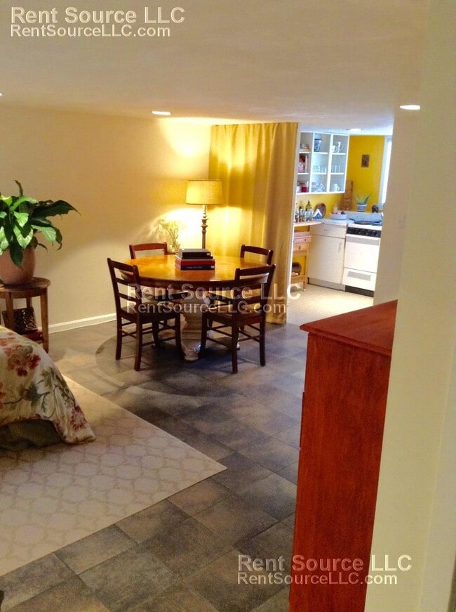 property at 2B Hingham St