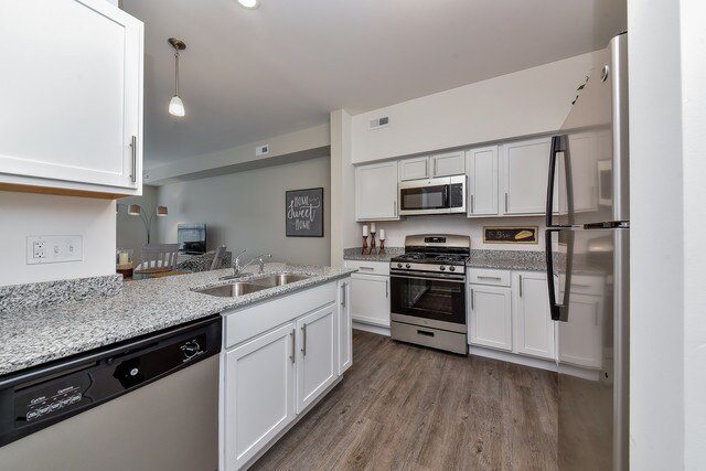 1279 Comiskey Ave in North Aurora, IL - Building Photo - Building Photo