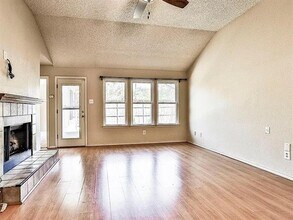 2700 Amberton Pl in Euless, TX - Building Photo - Building Photo