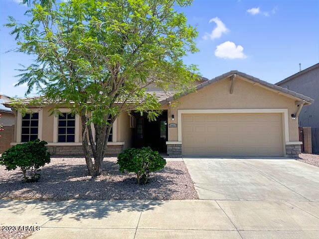 property at 1953 S 174th Ln