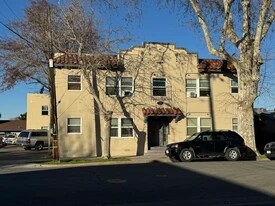 333 W 9th St in Tracy, CA - Building Photo