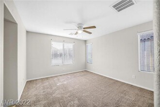 6435 N Sean Creek St in Las Vegas, NV - Building Photo - Building Photo