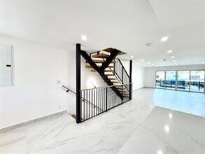 3822 NE 171 St in North Miami Beach, FL - Building Photo - Building Photo