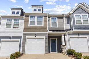 46 Meteora Way in Greenville, SC - Building Photo